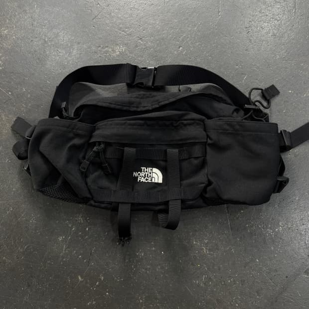 노스페이스 슬링백 마운틴 바이커 럼버팩