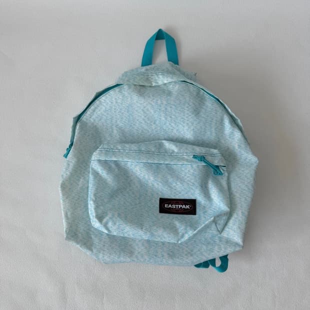 이스트팩(EASTPAK) 백팩