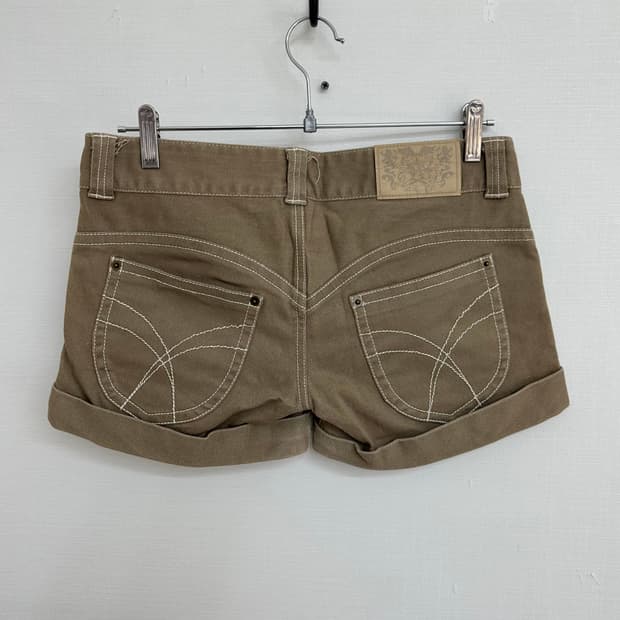 riche glamour short pants