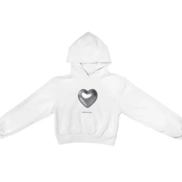 2000아카이브스 후드티 화이트 Crop Matt Love Hoodie