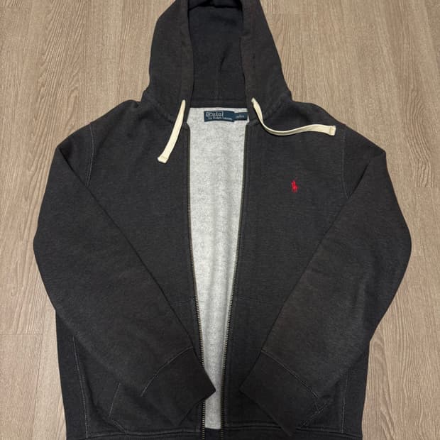 폴로 후드집업