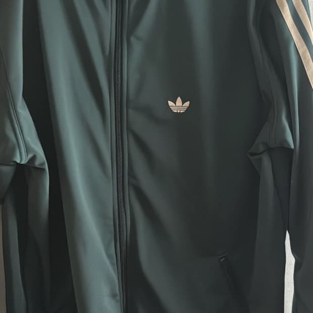 아디다스 트랙탑 s 새상품
