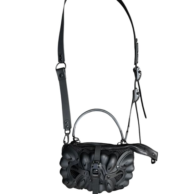 이너라움 Object I35 바디 크로스 백