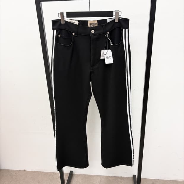 (정품/새상품) 갤러리 디파트먼트 남성 블랙 로간 플레어 팬츠