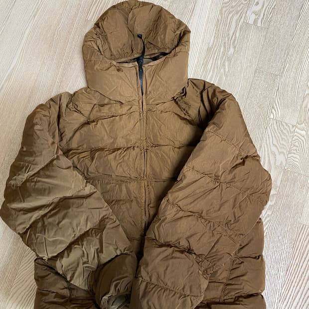 CP컴퍼니 에코 크롬 R 다운 자켓 패딩 브라운 52