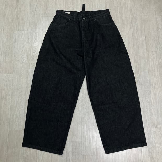 [34] 자라 니콜슨 블랙 데님