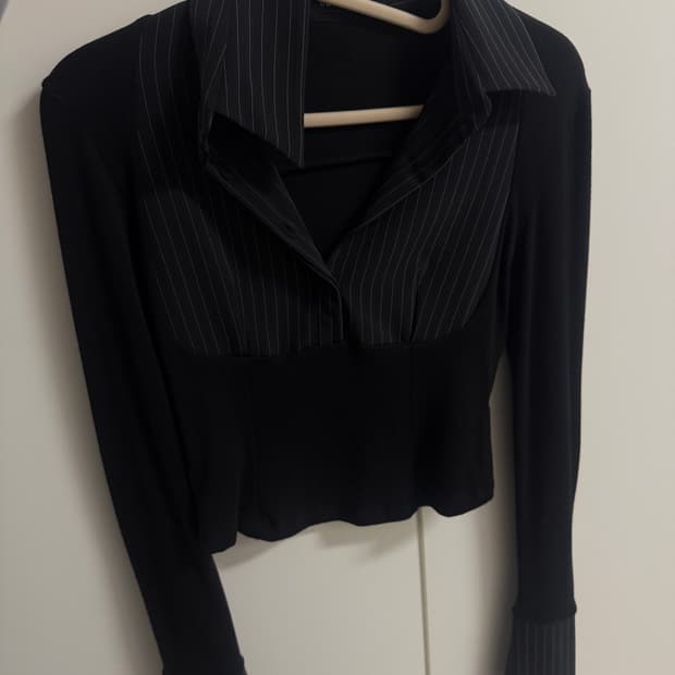 스트라이프 포인트 긴팔 셔츠