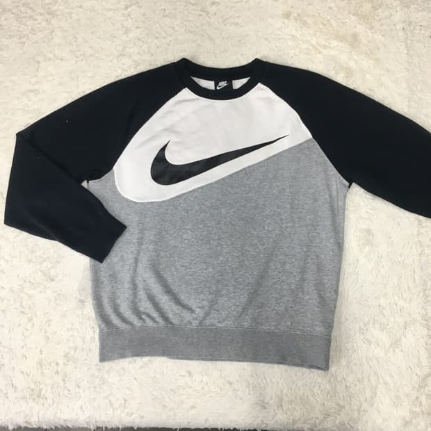 나이키 빅스우시 맨투맨 DD13