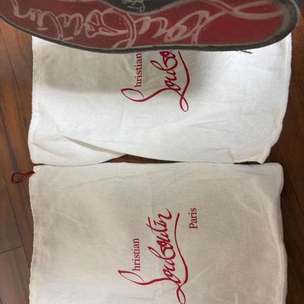 크리스찬 루부탱 스니커즈