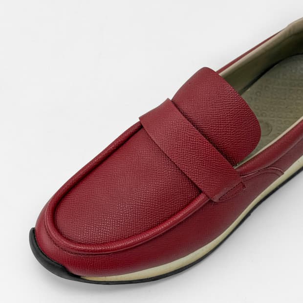 Hermès Red Calf Leather Loafers 43