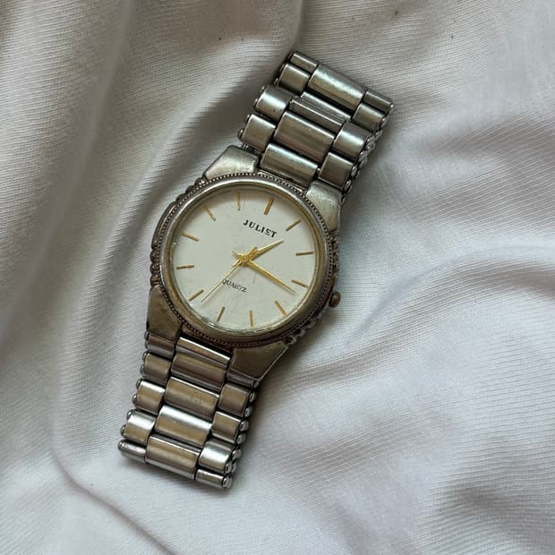 vintage juliet metal watch