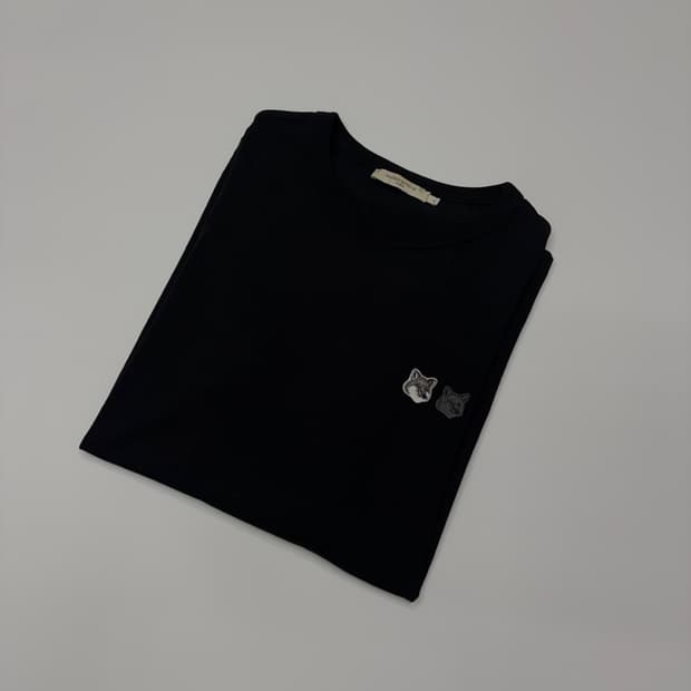 메종키츠네 더블 모노크롬 폭스 헤드 패치 클래식 티셔츠