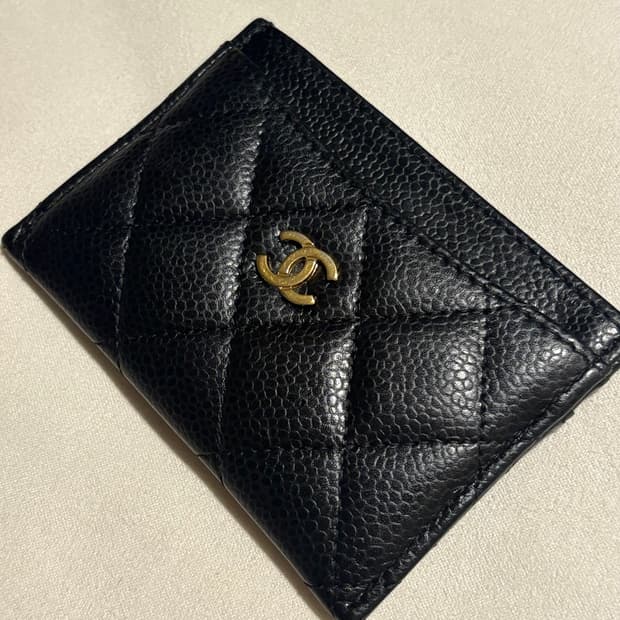 샤넬 클래식 캐비어 카드지갑 금장 카드홀더