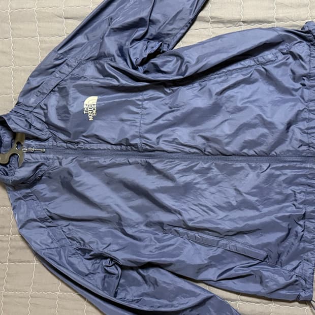 노스페이스 플라이트 시리즈 바람막이