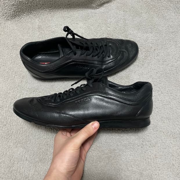 280) 프라다 스포츠 레더 로고 스니커즈 신발 몬테카를로맛