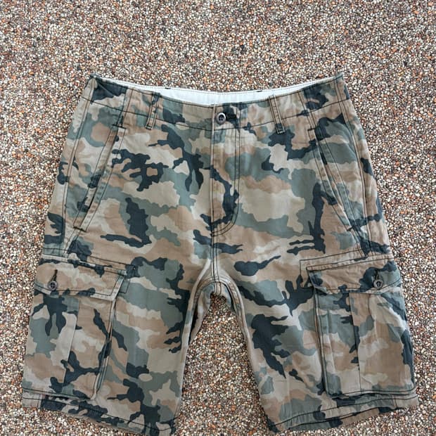 273. 리바이스 카모카고쇼츠 반바지