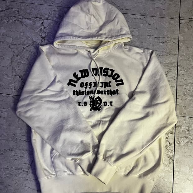 디스이즈네버댓 후드티 새상품 S