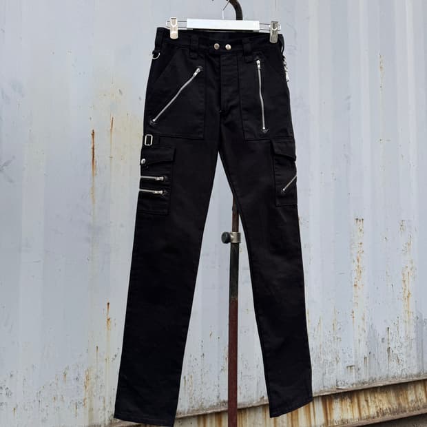 Zip Detail Slim Pants