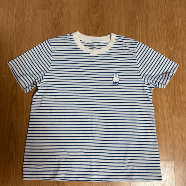 유니클로 미피 70주년 스트라이프 반팔 티셔츠 L