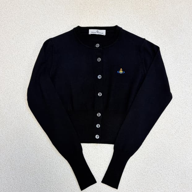 비비안웨스트우드 베아 크롭 울 가디건