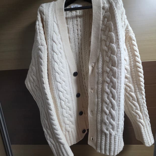 아미 ami (새상품) 가디건