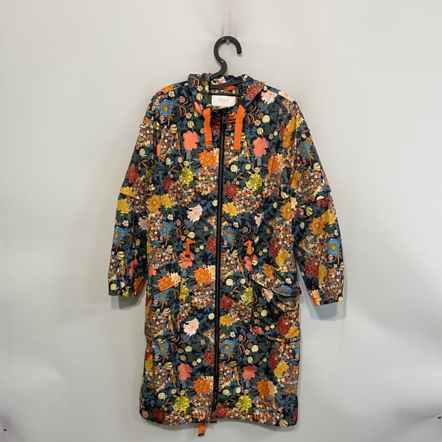 오일릴리 트렌치코트 36사이즈