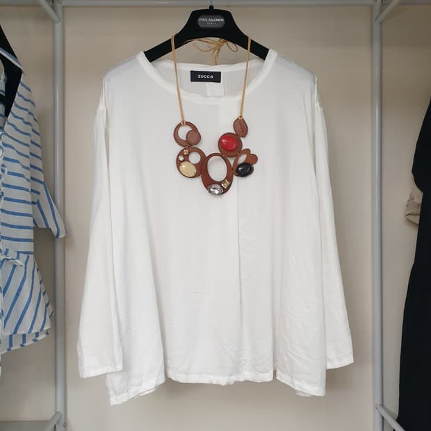 ZUCCA 주카 코튼리오셀 원턱 포인트 화이트 루스핏 탑 티셔츠 블라우스