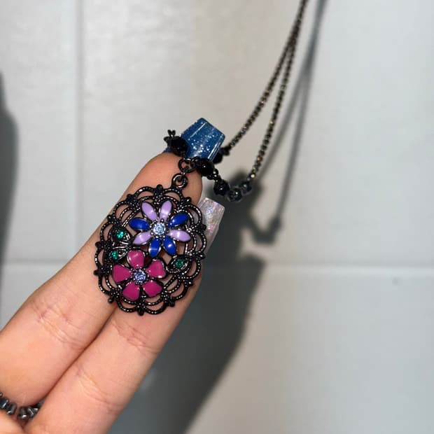 안나수이 오리엔탈 롱 목걸이 