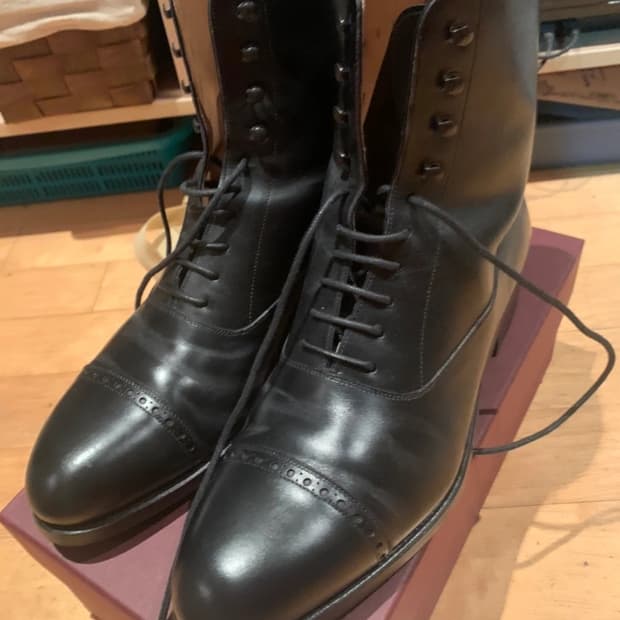 CARMINA 까르미나 부츠 블랙 270mm 판매