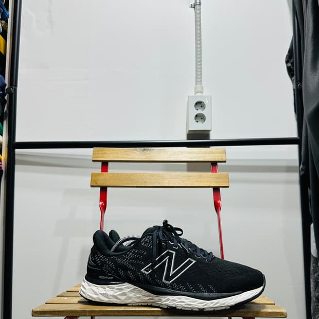 290) 뉴발란스 런닝화 남성 남자 신발 FRESH FOAM 검정 880