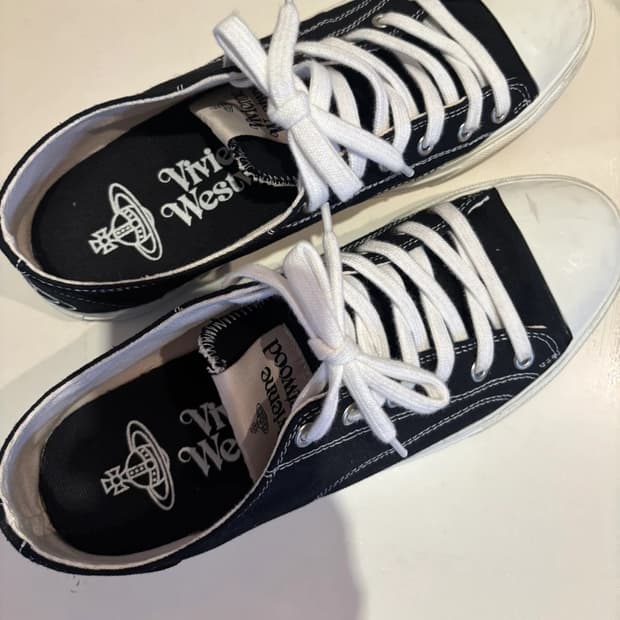 비비안웨스트우드 블랙 캔버스 (남성) 275