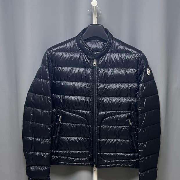 [정품] 새상품급 / 3 몽클레어 아코루스 경량패딩 블랙