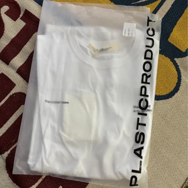 플라스틱프로덕트 한남exclusive 반팔 s사이즈
