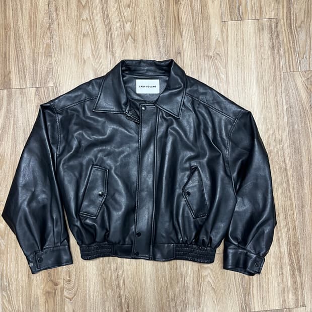 레이디 볼륨 가죽 자켓