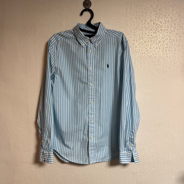 폴로 소라색 스트라이프 셔츠 팝니다