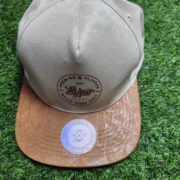 FLIPPER 스냅백 🧢 1977 에디션 감성캡
