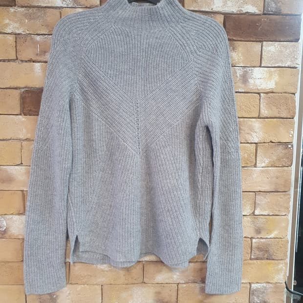 maje 회색 골지 터틀넥 니트