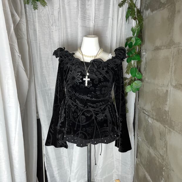 고딕 벨벳 슬리브(오프숄더0)