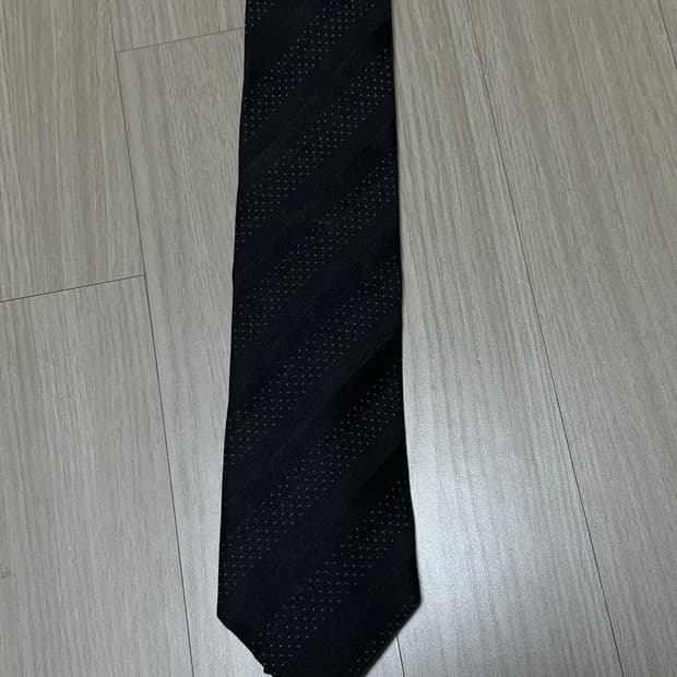 우영미 실크 넥타이