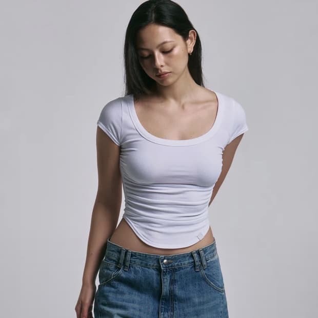 플리즈노팔로우 상의 팝니다 (흰티)