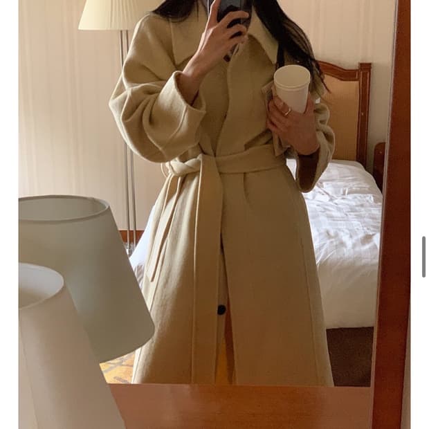 버터색 핸드메이드 롱코트 ᐝ (원가: 25만원)