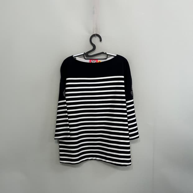 럭키슈에뜨 여성 티셔츠 F