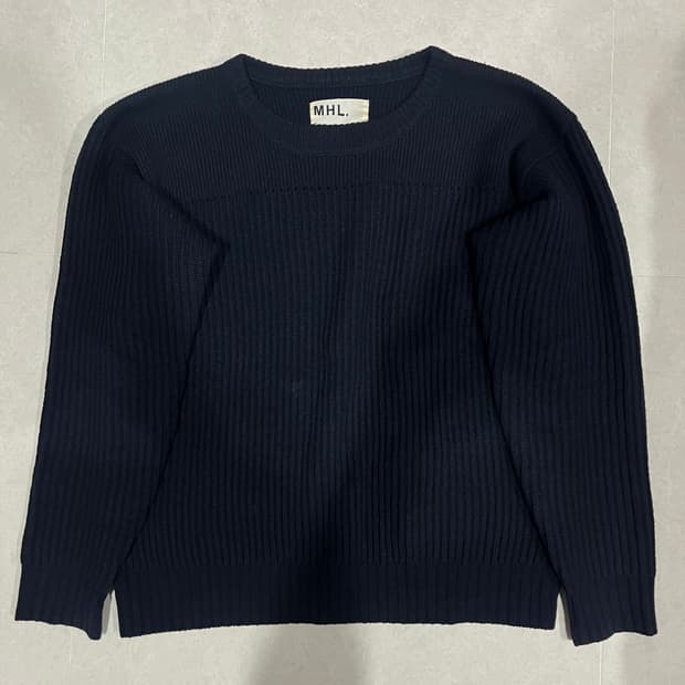 Mhl 네이비 니트
