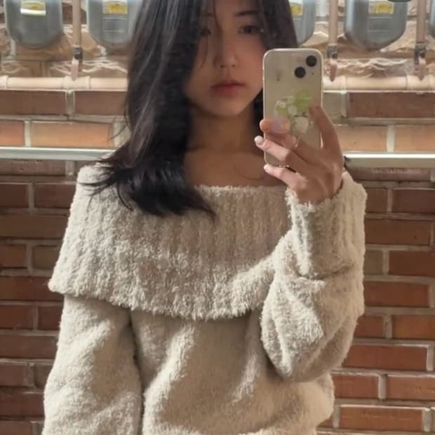 [시야미님 착용]OFF SHOULDER KNIT TOP [BEIGE]