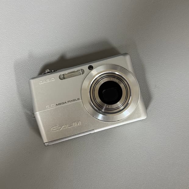 📸 카시오 엑슬림 EX-Z600 (실버) 