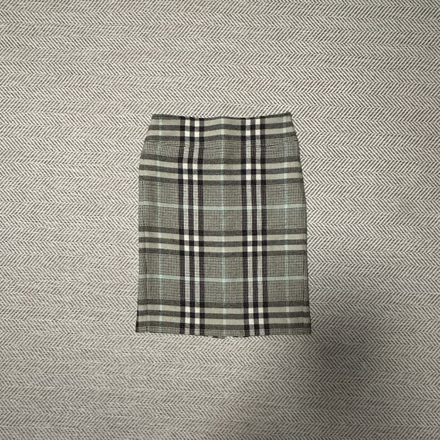 BURBEERY italy made check skirt wool