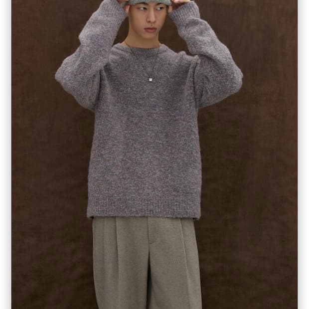 에잇세컨즈 라이트 퍼플 멜란지 라운드 니트