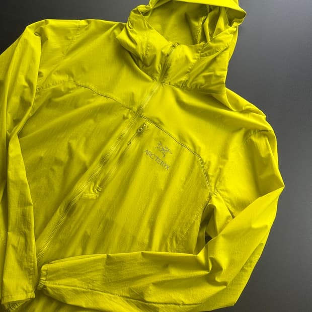 Arcteryx squamish hoody lampyre
