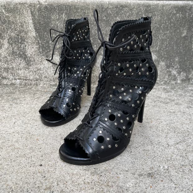 [37] Stuart Weitzman 블랙 레더 힐부츠 (240)