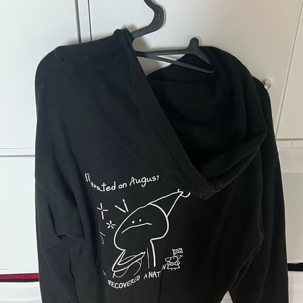 꼼파뇨 광복절 후드집업 M